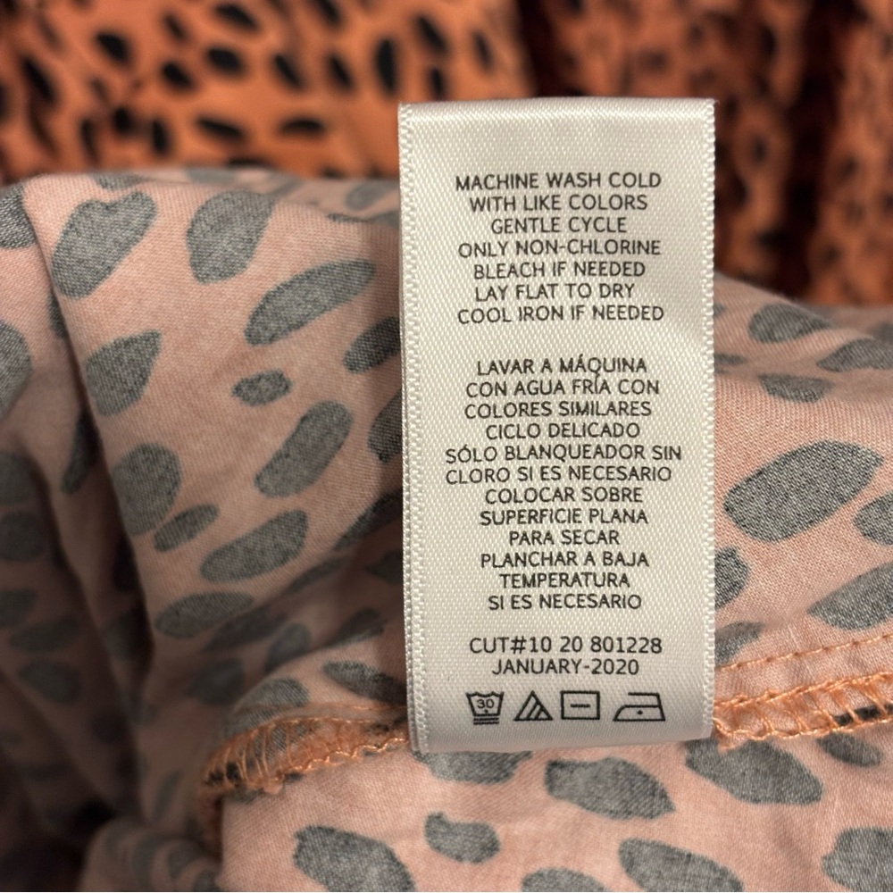 Love, Whit by Whitney Port - Dotted Puffed Sleeve Dress - Picture 5 of 6